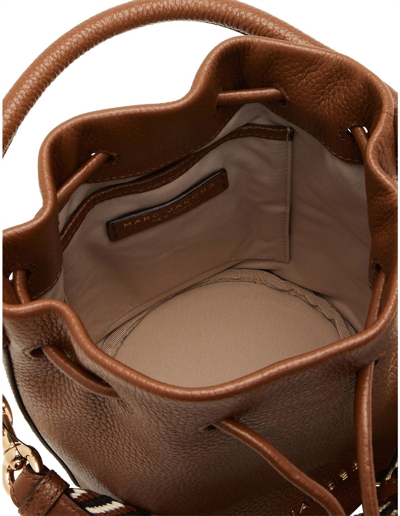 حقيبة دلو مارك جاكوبس