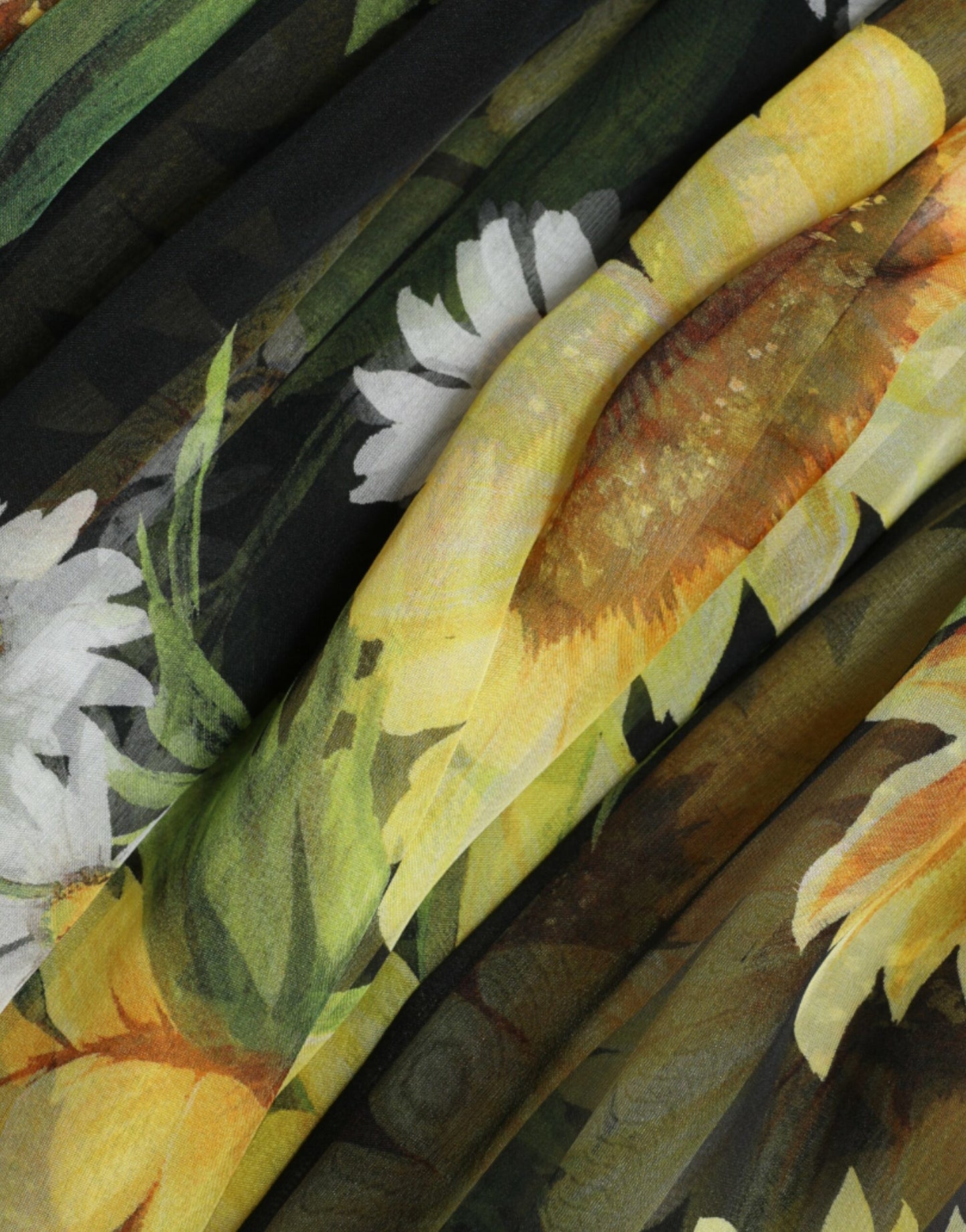 فستان ماكسي أسود بنقشة دوار الشمس بتصميم A من دولتشي آند غابانا