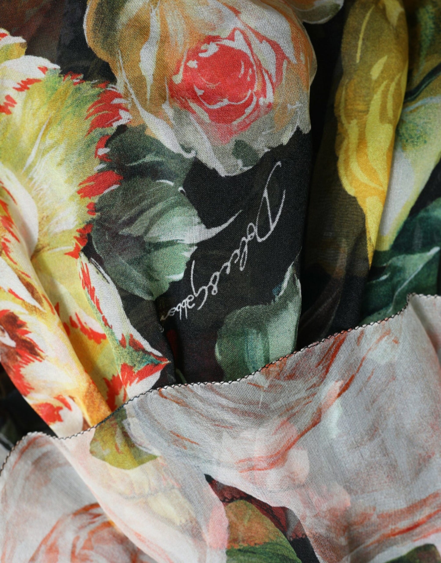 فستان ماكسي متعدد الألوان من الشيفون المزهر من دولتشي آند غابانا