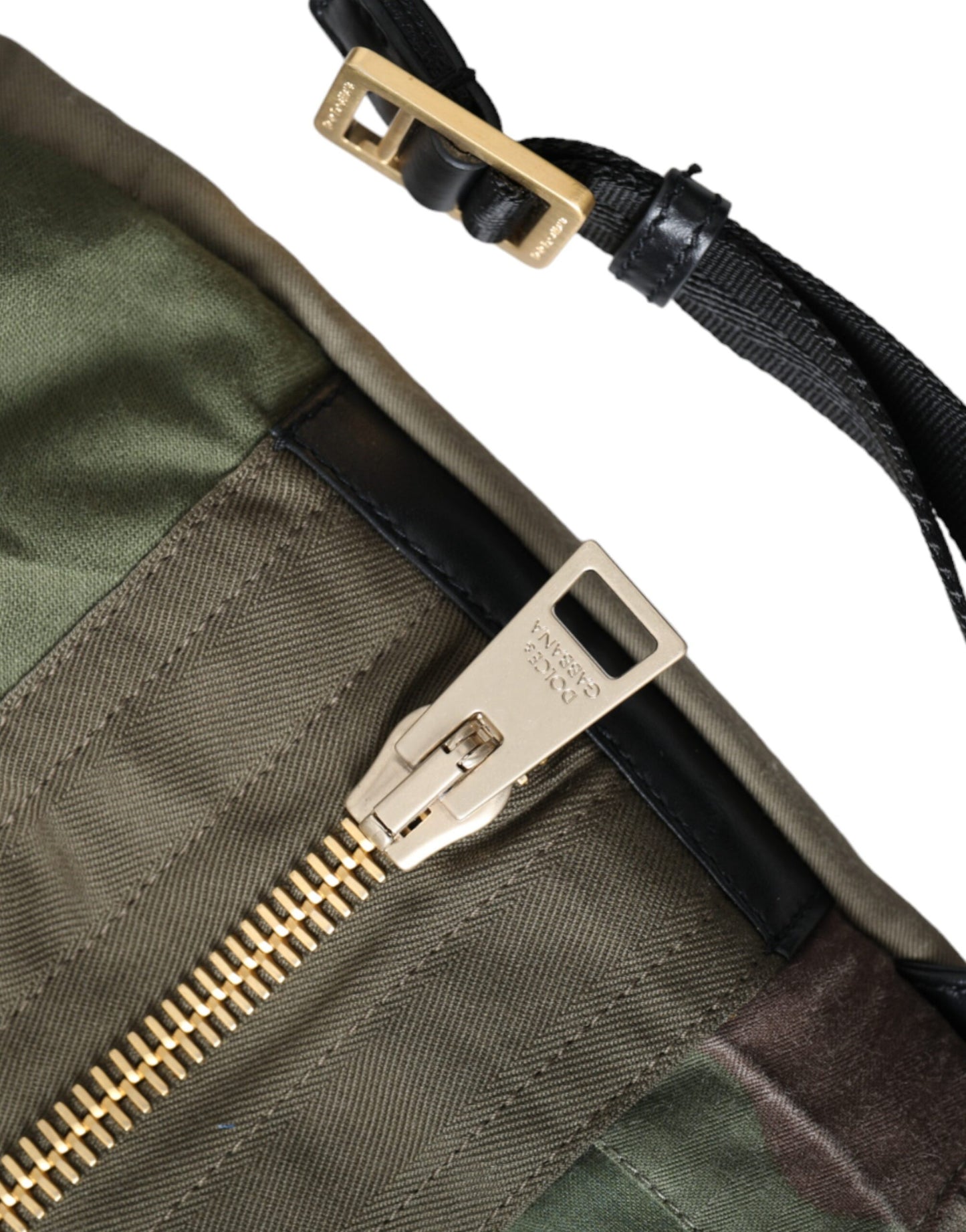 حقيبة ظهر دولتشي آند غابانا العسكرية الخضراء المرقعة