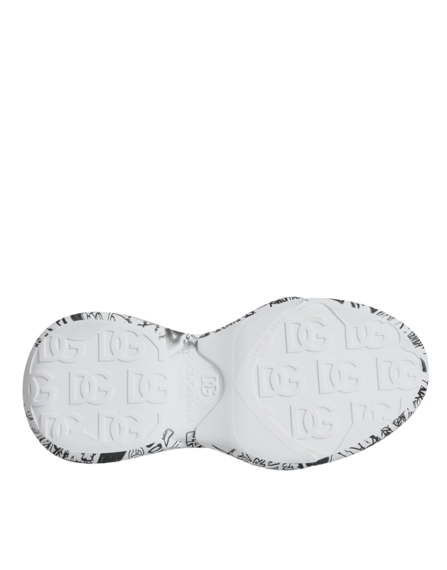 حذاء سنيكرز دولتشي آند غابانا دايماستر أبيض وأسود بنقشة جرافيتي