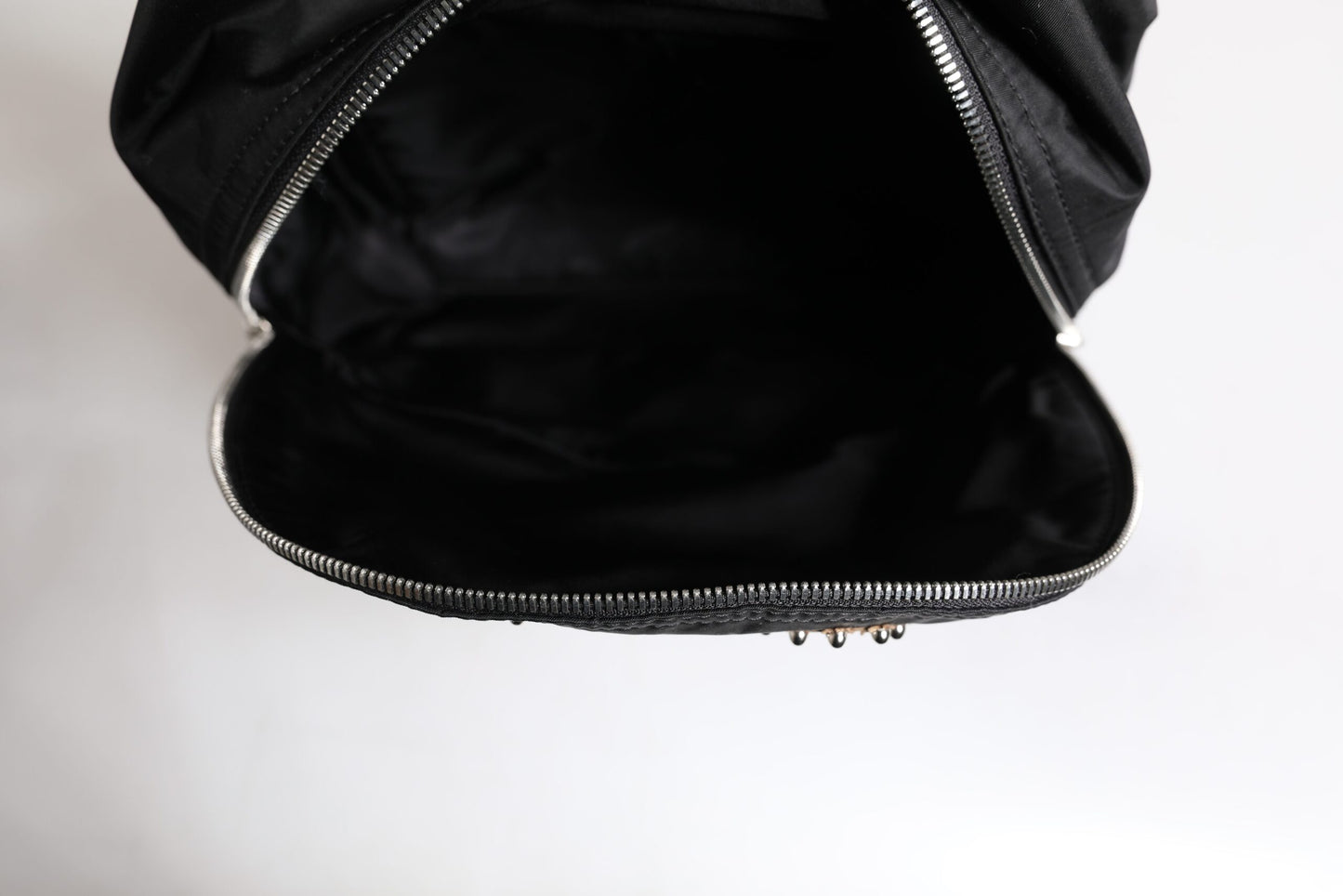 حقيبة ظهر دولتشي آند غابانا سوداء من النايلون المزخرف #DGFAMILY VULCANO