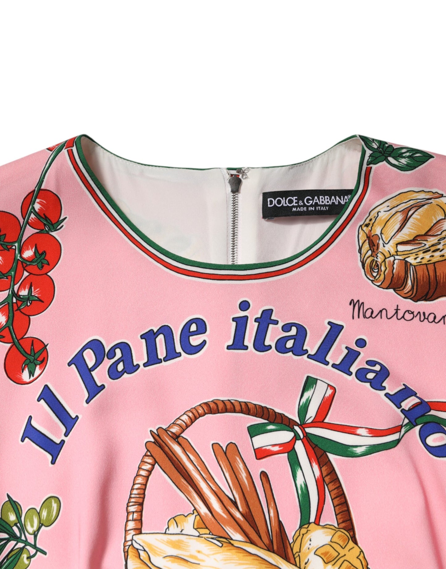 فستان دولتشي آند غابانا الوردي المطبوع بنقشة المعجنات، ضيق ومتوسط الطول