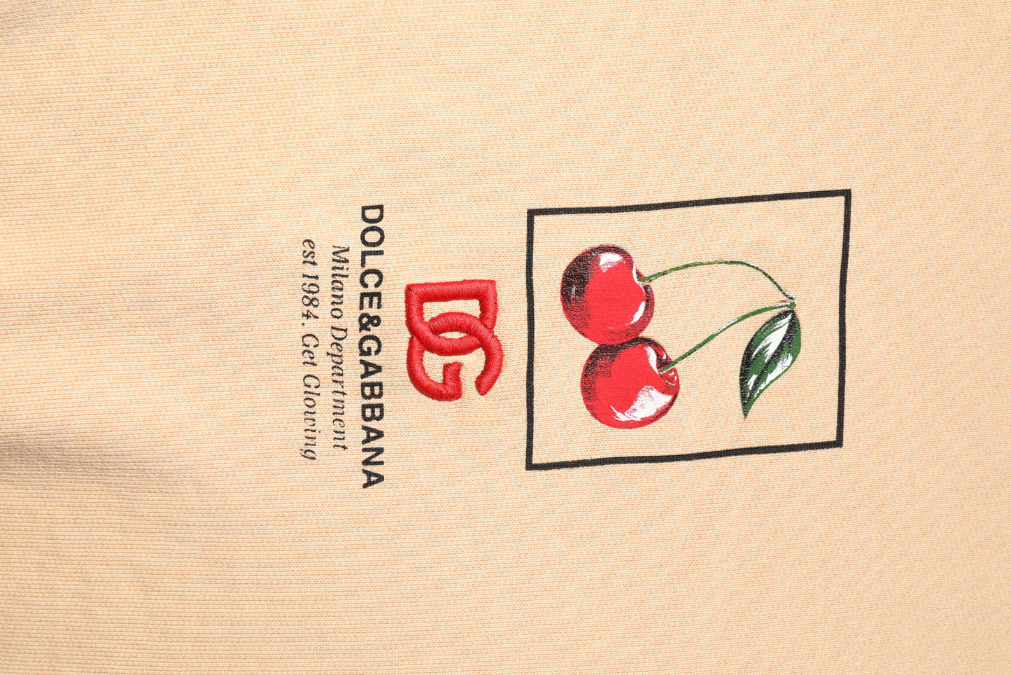 سترة دولتشي آند غابانا بيج بطبعة الكرز بياقة دائرية