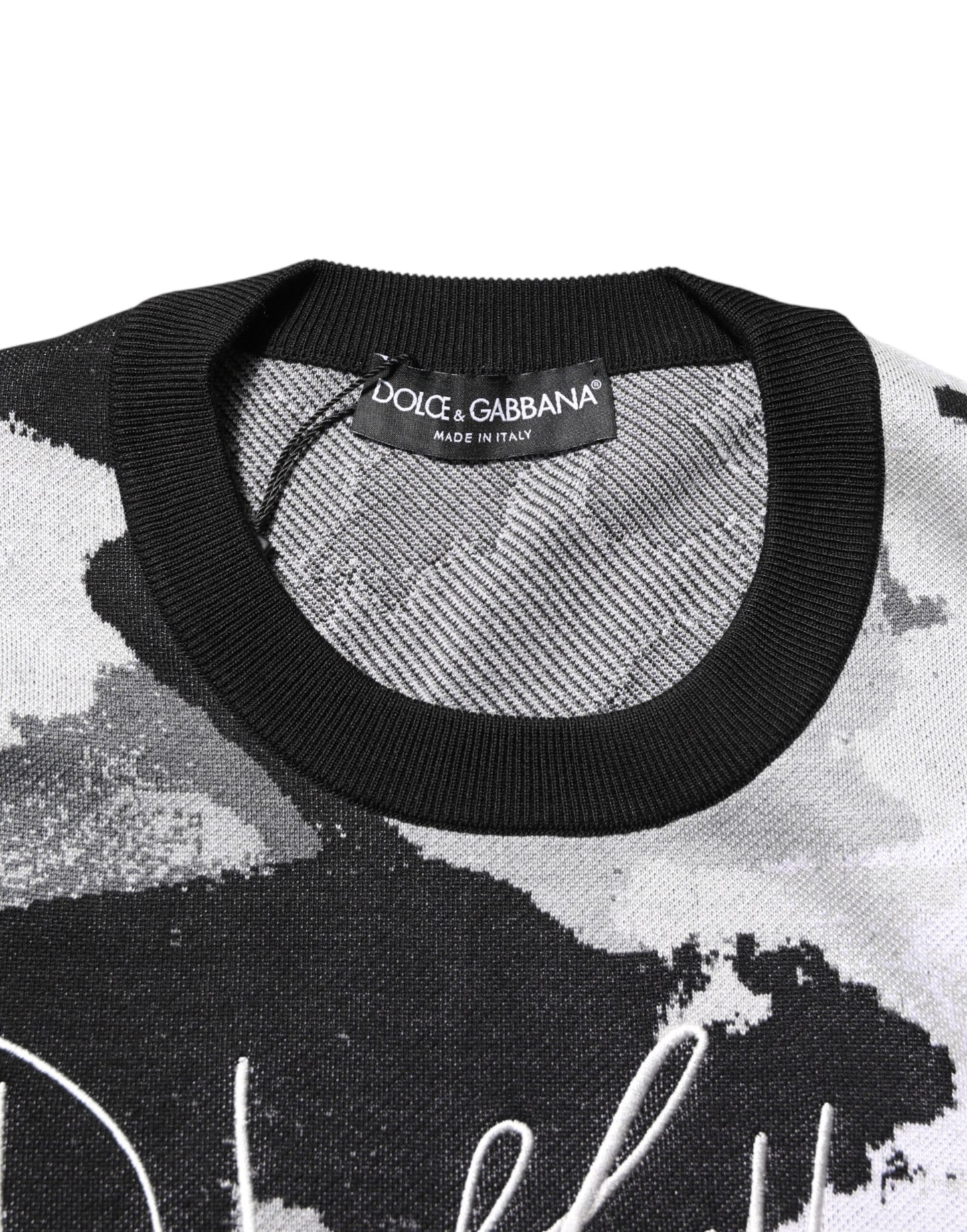 سترة دولتشي آند غابانا الحريرية متعددة الألوان بنقشة مموهة