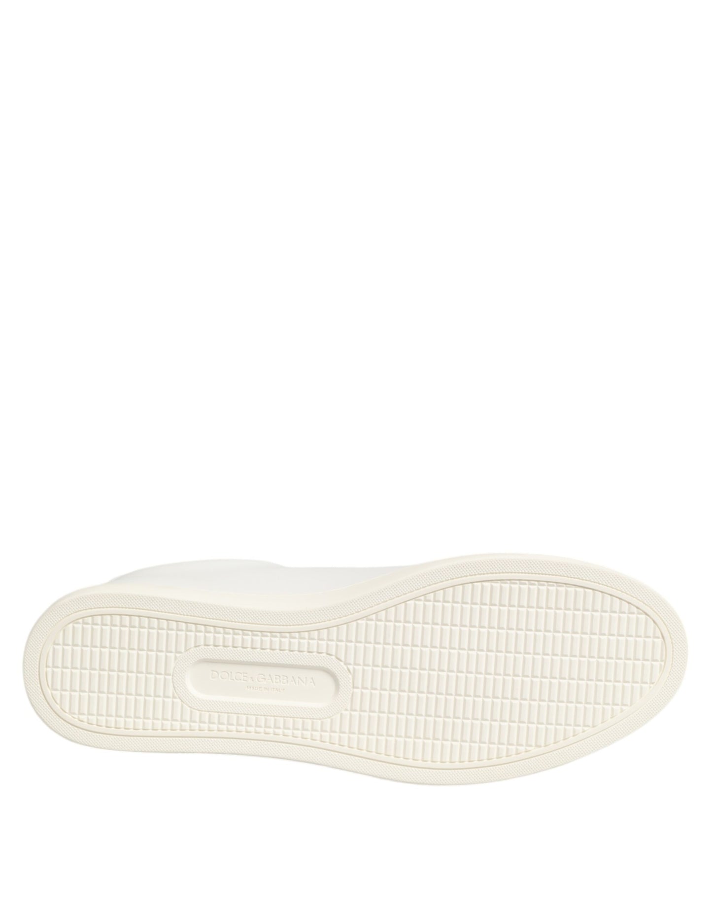 حذاء دولتشي آند غابانا منخفض الساق من الجلد الأبيض مطرز بالورود