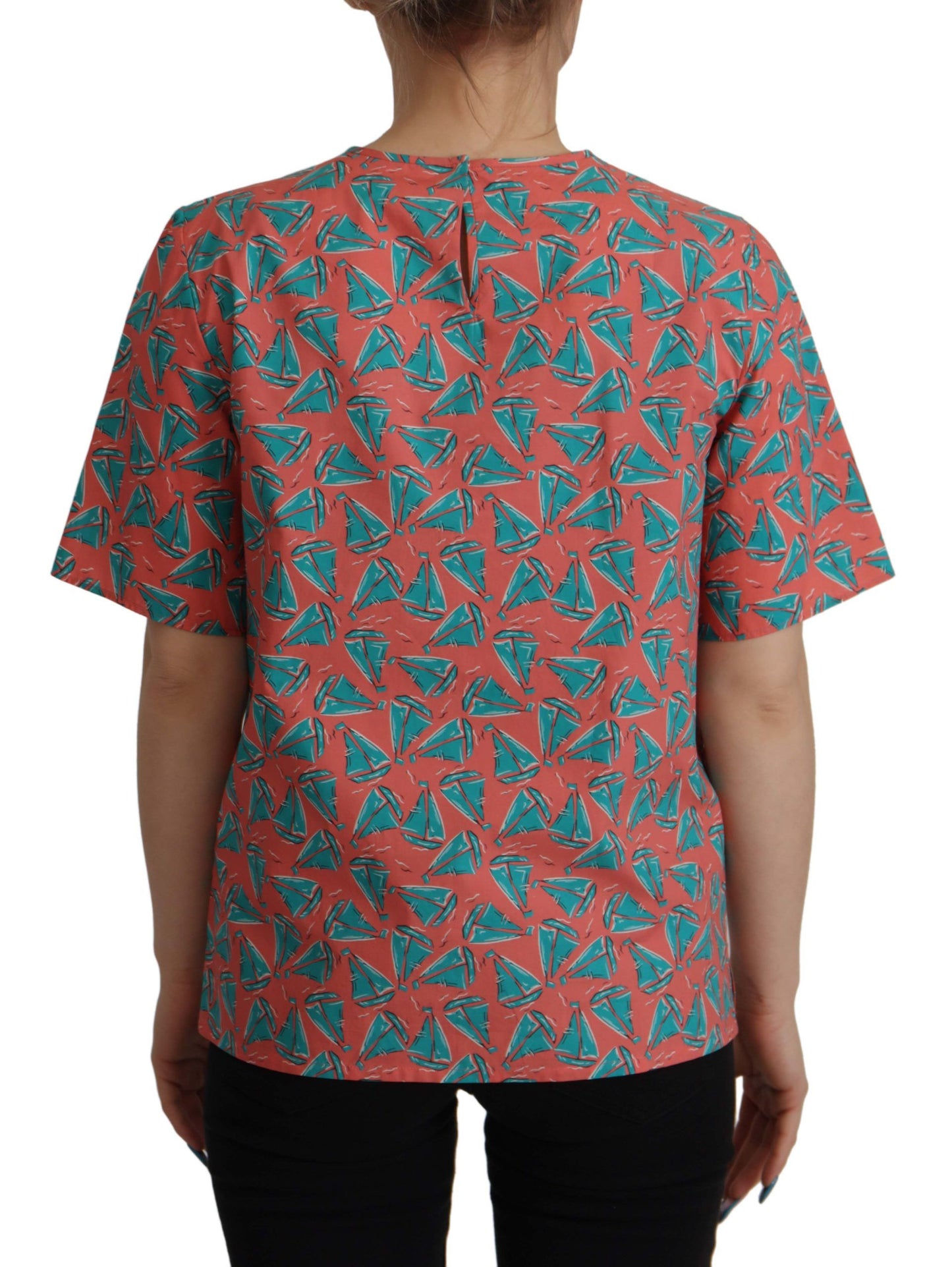 تي شيرت قطني بطبعة قارب شراعي وردي من دولتشي آند غابانا