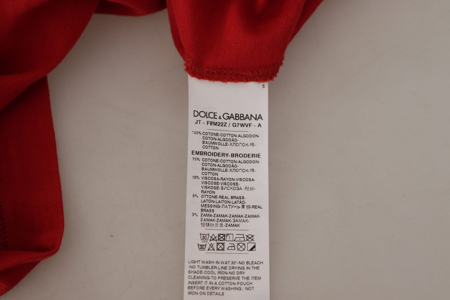 دولتشي آند غابانا تي شيرت أحمر أمور فينسيت أومنيا بفتحة رقبة مستديرة