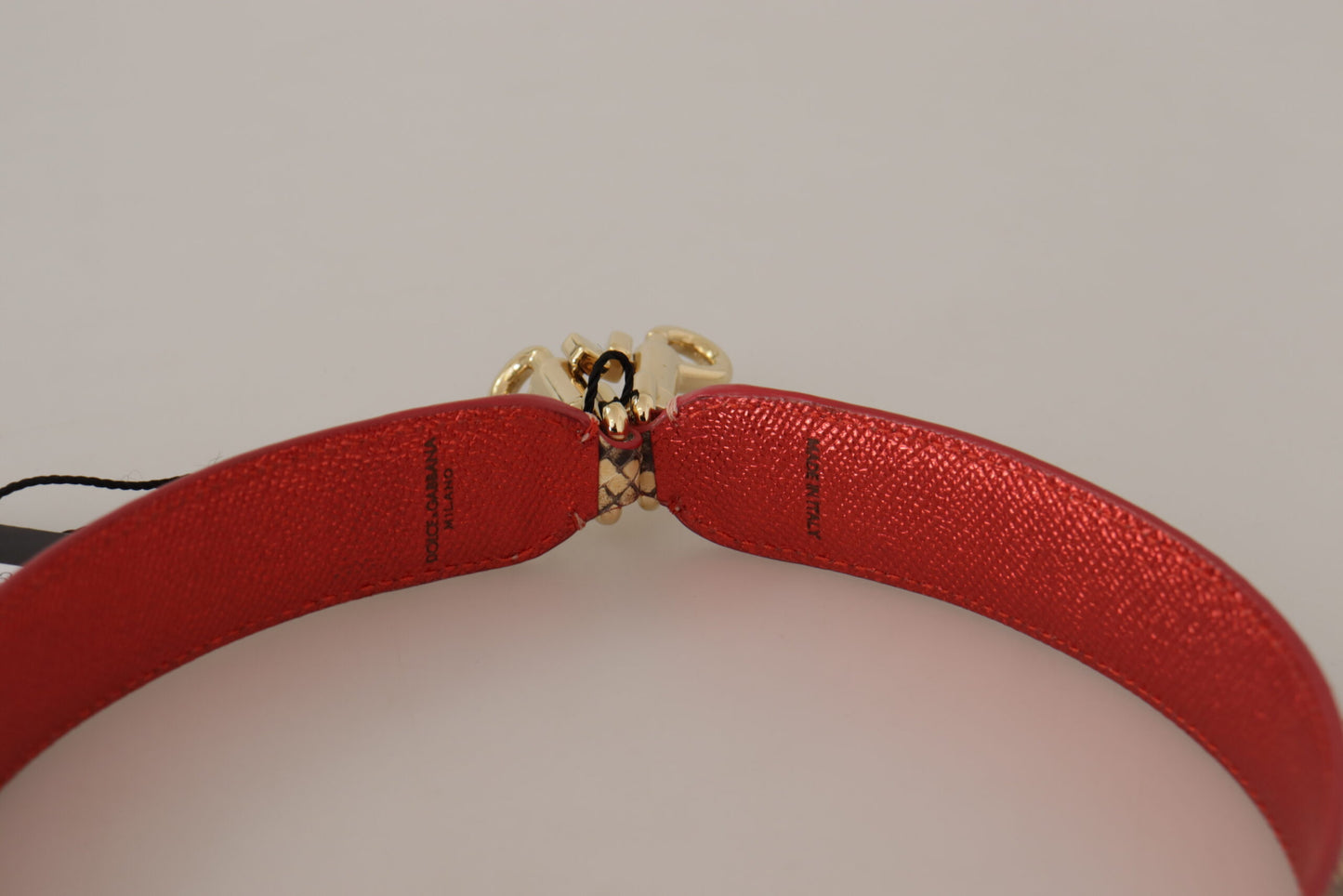 حقيبة كتف دولتشي آند غابانا من الجلد الطبيعي باللون البيج مع كريستالات