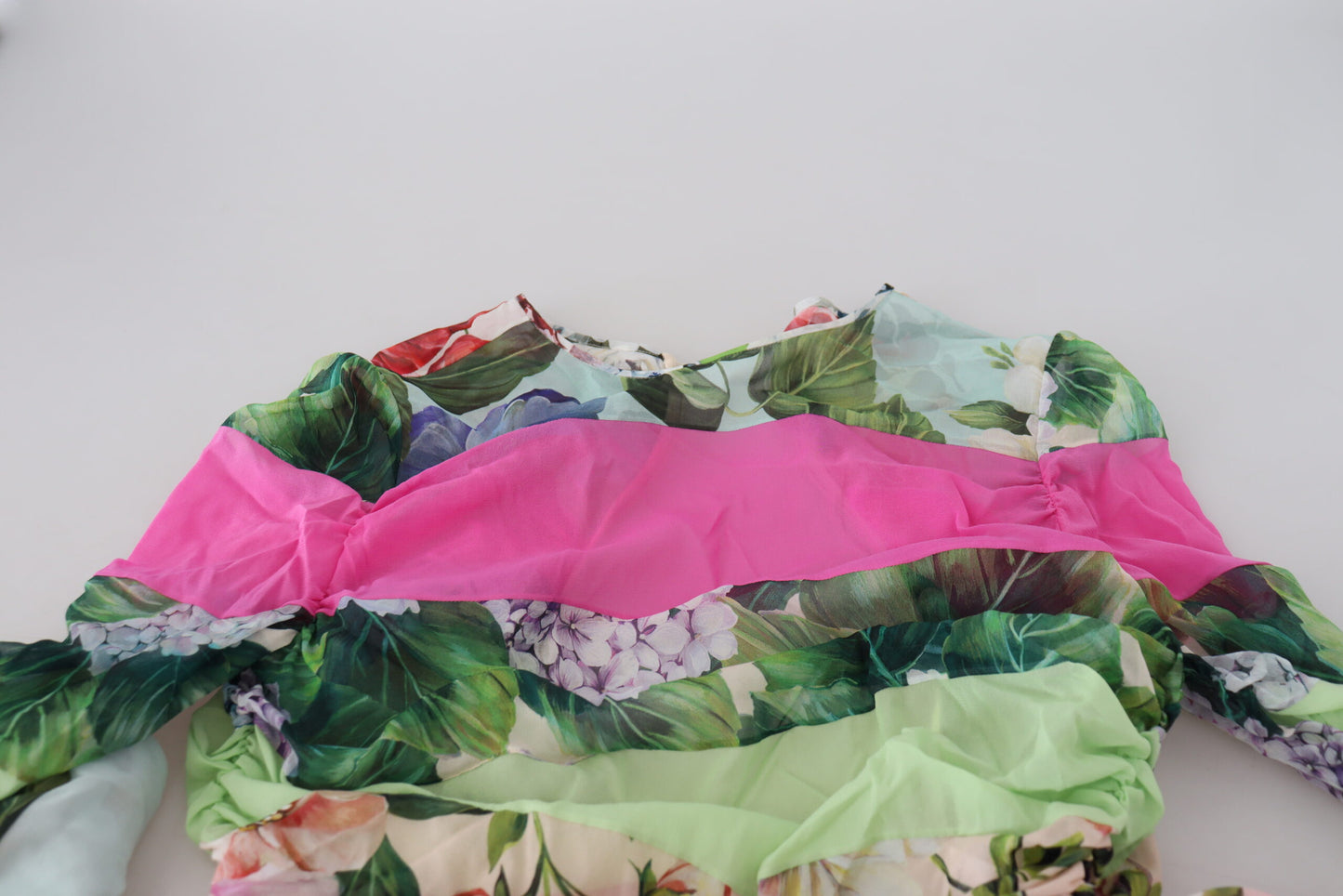 فستان دولتشي آند غابانا متعدد الألوان من الحرير بنقشة الزهور