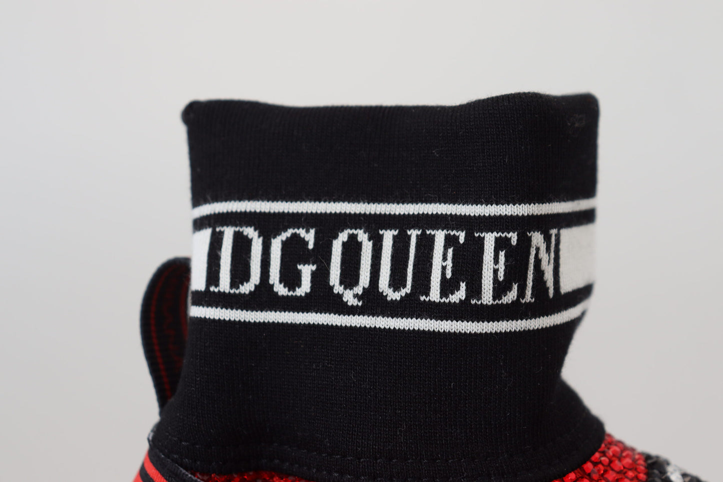 حذاء رياضي دولتشي آند غابانا سورينتو أحمر لامع، جوارب، أحذية