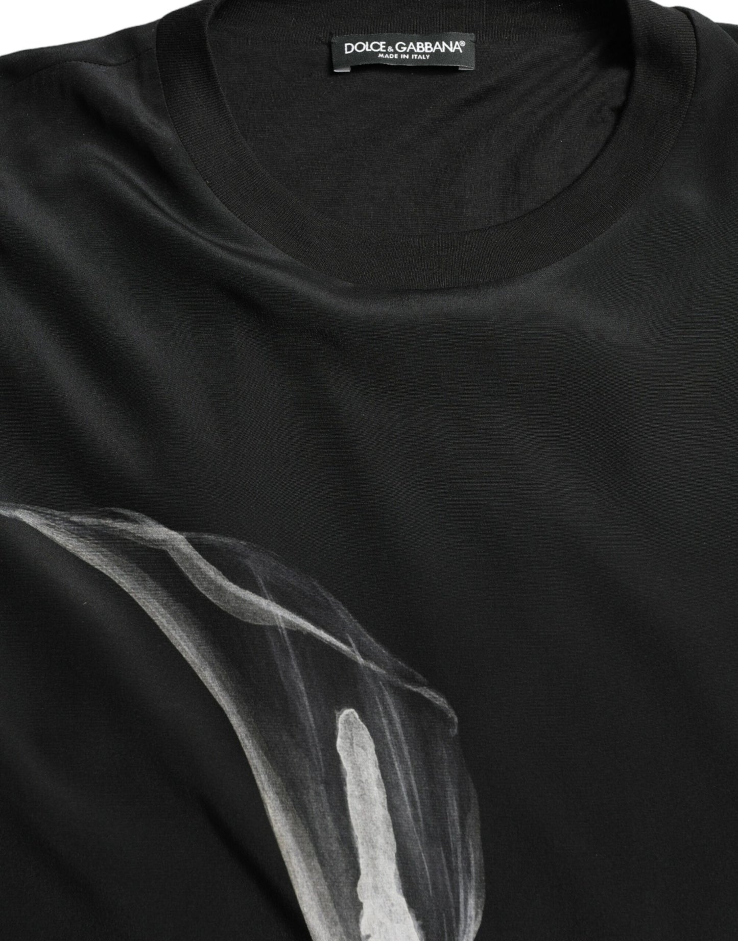 سترة دولتشي آند غابانا سوداء بطبعة زهور وياقة دائرية