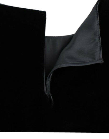 بلوزة دولتشي آند غابانا مخملية سوداء بأكمام قصيرة