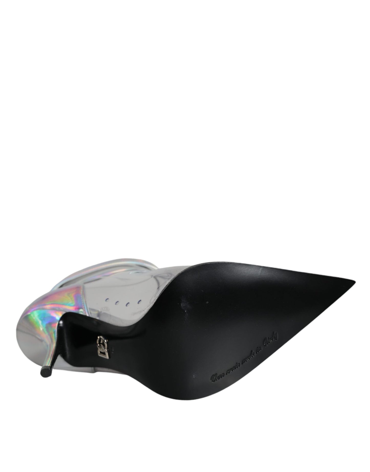 حذاء دولتشي آند غابانا قصير مدبب فضي لامع من مادة البولي فينيل كلوريد