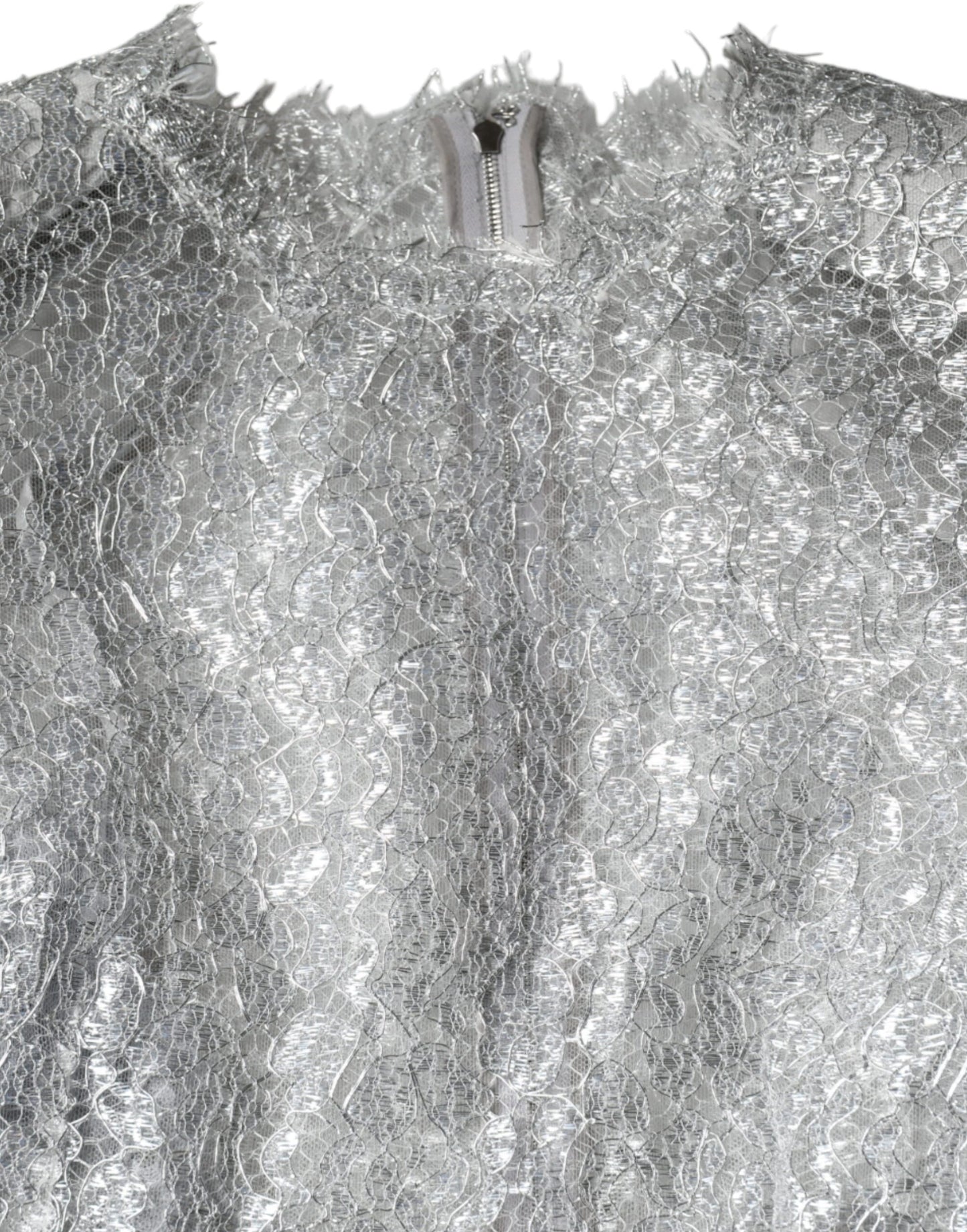 فستان دولتشي آند غابانا الفضي المزهر من الدانتيل