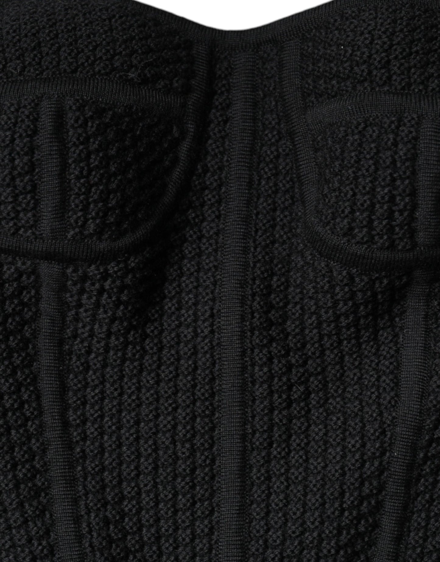 بلوزة دولتشي آند غابانا سوداء بدون أكمام مع صدرية