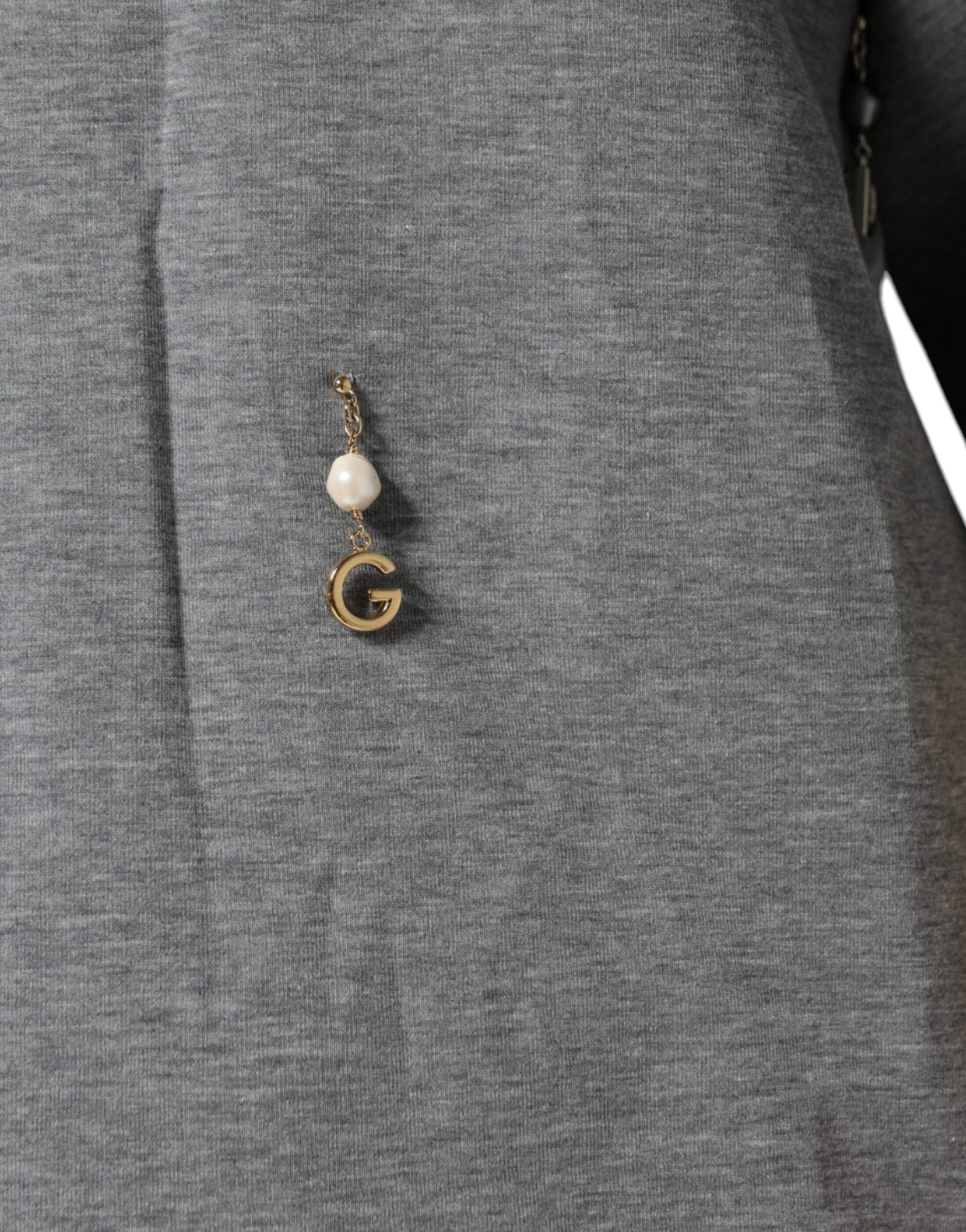 تي شيرت دولتشي آند غابانا رمادي من مزيج القطن المزخرف