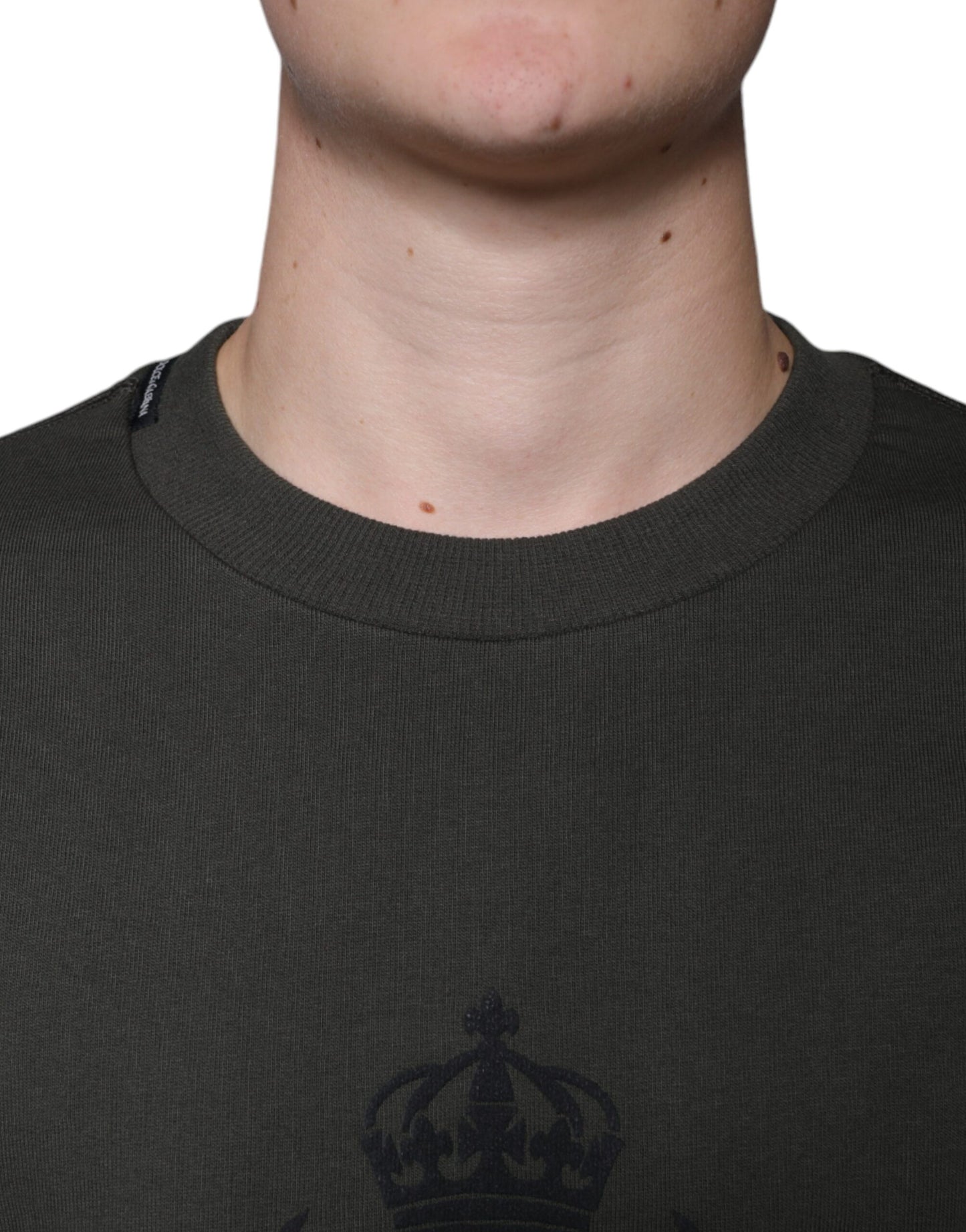 سترة دولتشي آند غابانا ذات الرقبة الدائرية باللون الأخضر العسكري من DG Crown