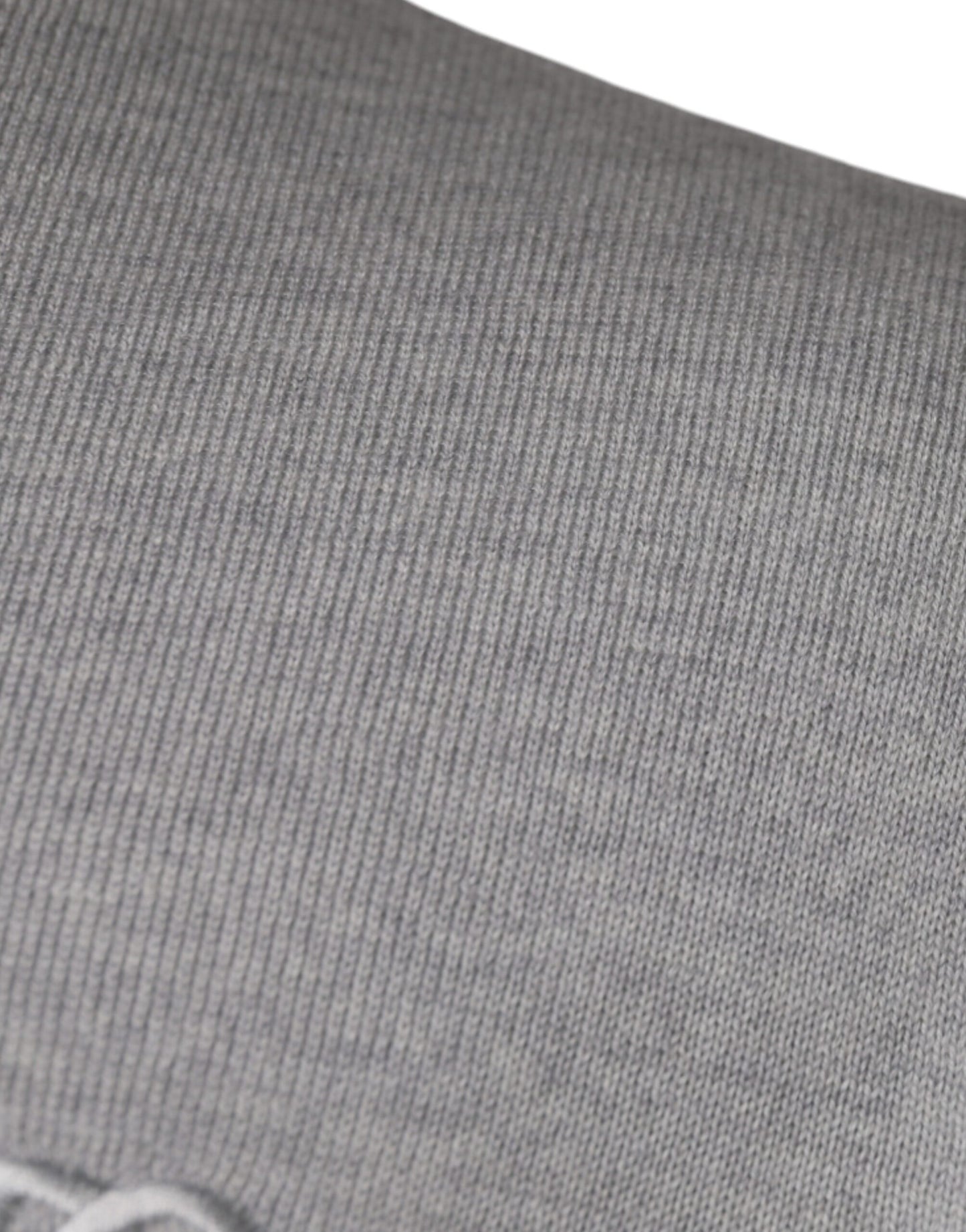 سترة دولتشي آند غابانا الصوفية ذات الرقبة الدائرية باللون الرمادي الفاتح