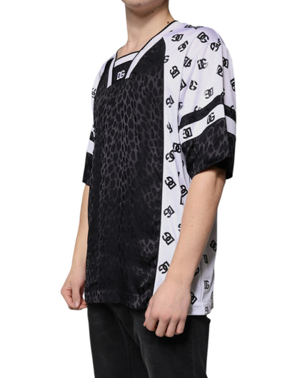 تي شيرت رجالي بأكمام قصيرة وشعار دولتشي آند غابانا باللونين الأسود والأبيض