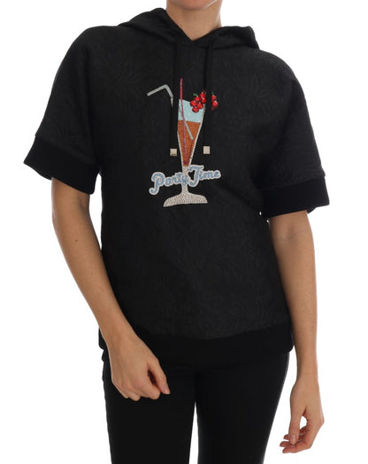 سترة دولتشي آند غابانا السوداء بقلنسوة من الكريستال بتصميم حكاية خرافية