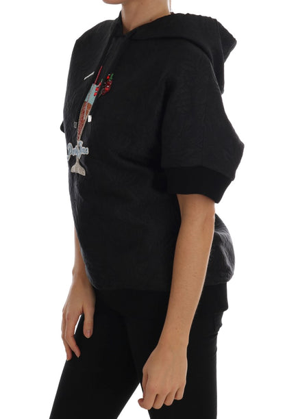 سترة دولتشي آند غابانا السوداء بقلنسوة من الكريستال بتصميم حكاية خرافية