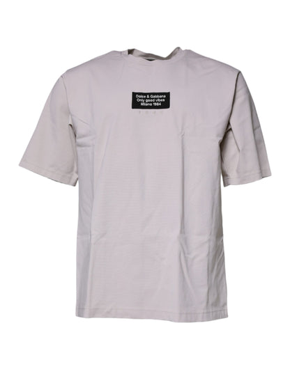 تي شيرت دولتشي آند غابانا بيج بشعار DG وياقة دائرية وأكمام قصيرة