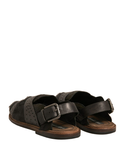 حذاء دولتشي آند غابانا الأخضر المصنوع من الجلد بشعر الغزال