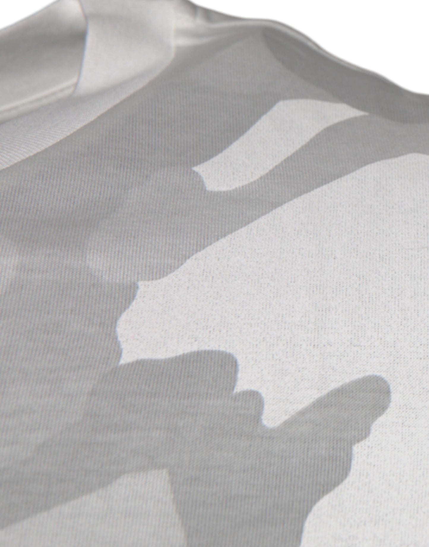 تي شيرت دولتشي آند غابانا أبيض رمادي مموه من القطن برقبة دائرية