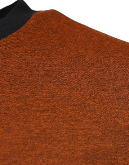 تي شيرت دولتشي آند غابانا بني بشعار DG من البوليستر برقبة دائرية