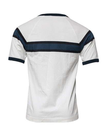 تي شيرت رجالي قطني بياقة دائرية وطبعة شعار دولتشي آند غابانا باللون الأبيض