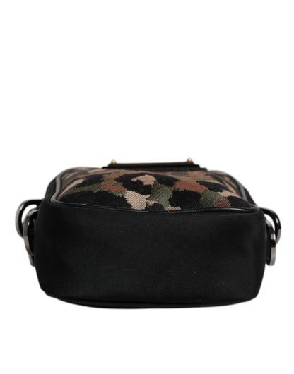 حقيبة دولتشي آند غابانا متعددة الألوان بنقشة جلد الفهد وشعار جاكار وحزام للرقبة