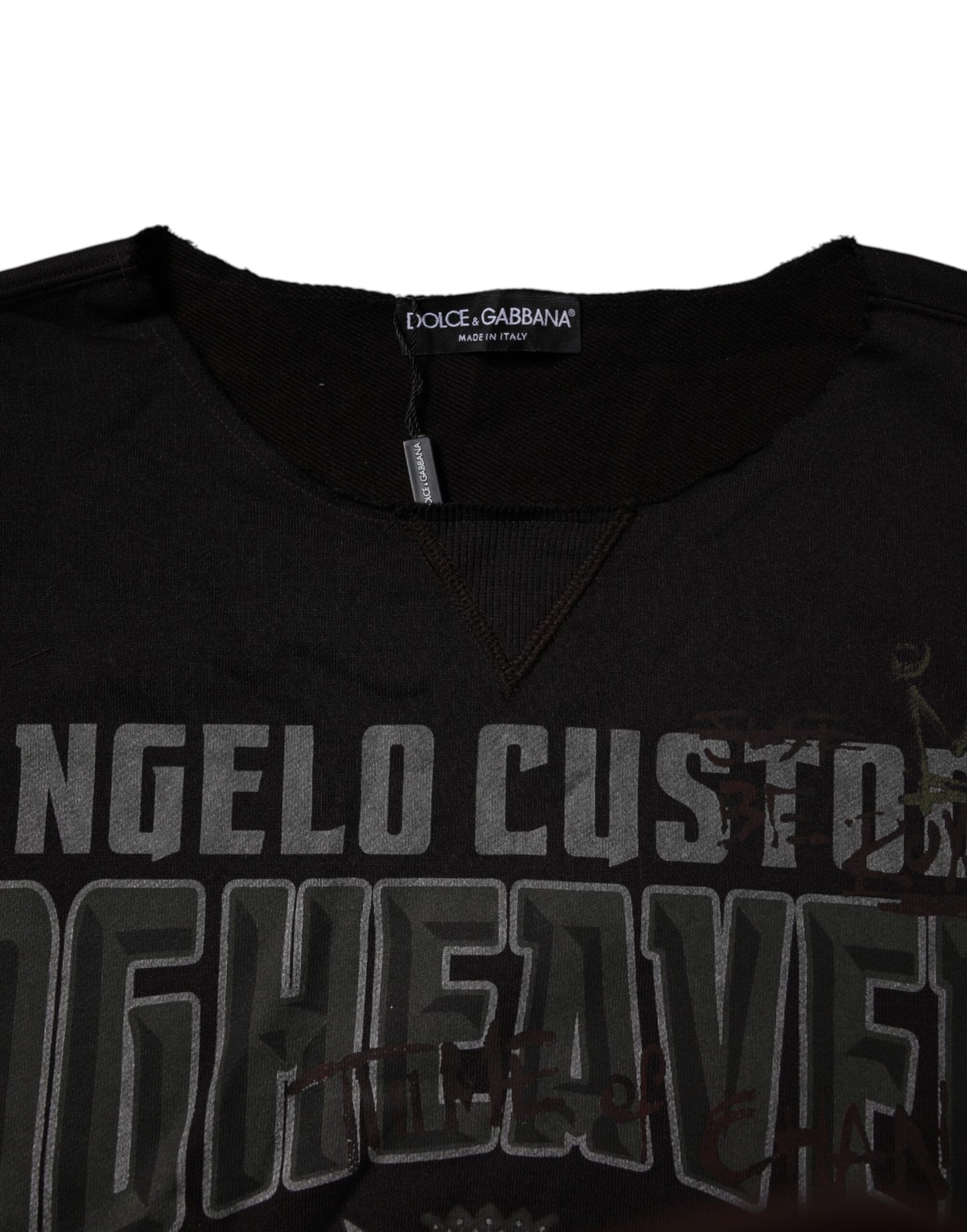 سترة دولتشي آند غابانا السوداء ذات الرقبة الدائرية من DG Heaven