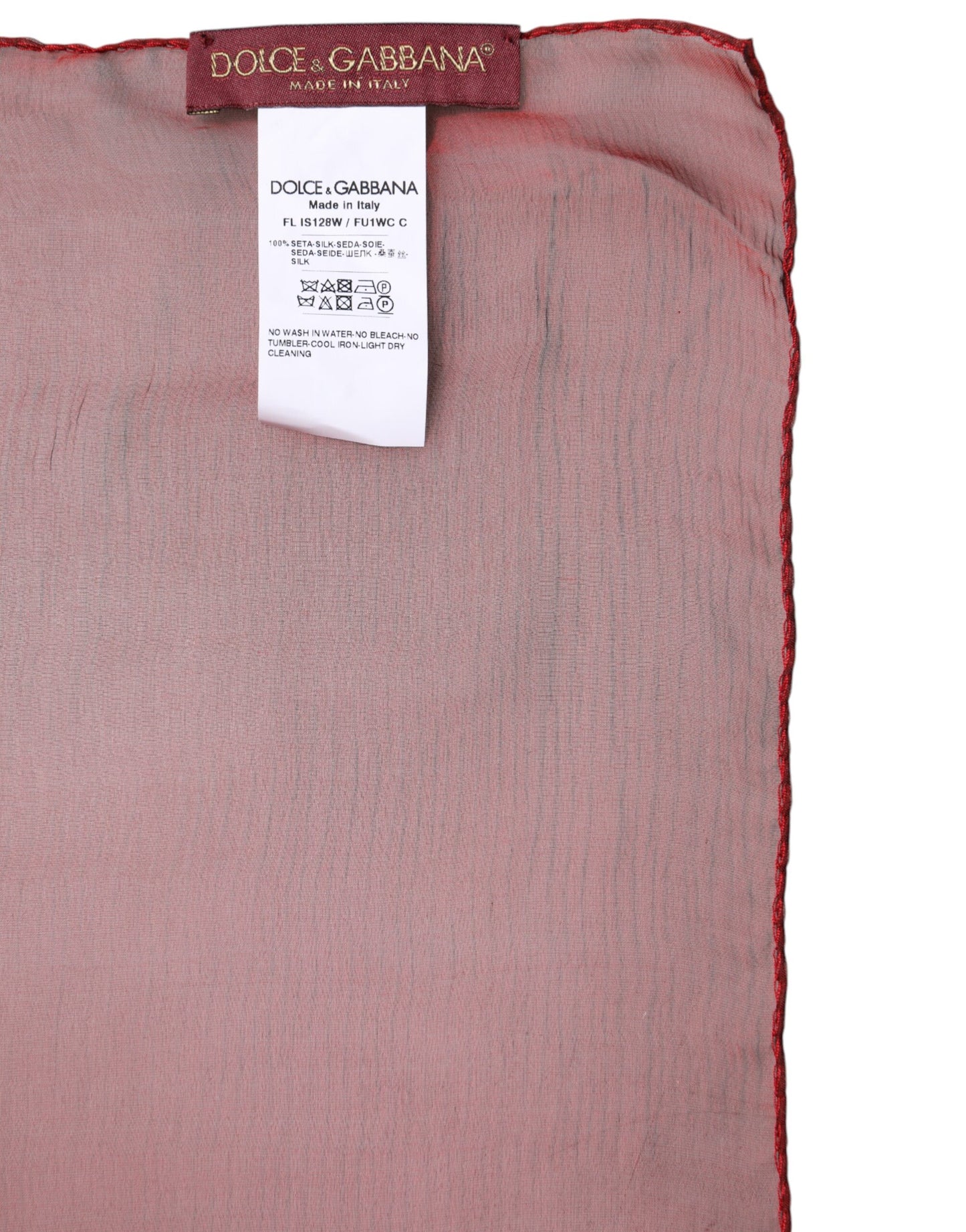 وشاح دولتشي آند غابانا الأحمر الحريري المستطيل للنساء