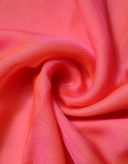 وشاح نسائي مستطيل من الحرير الوردي من دولتشي آند غابانا