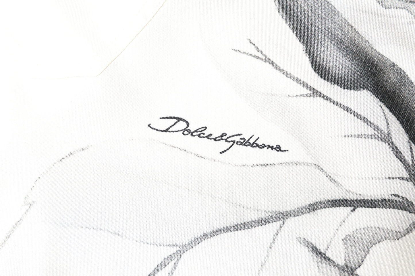 قميص رجالي كاجوال بأكمام طويلة من الحرير العاجي من دولتشي آند غابانا