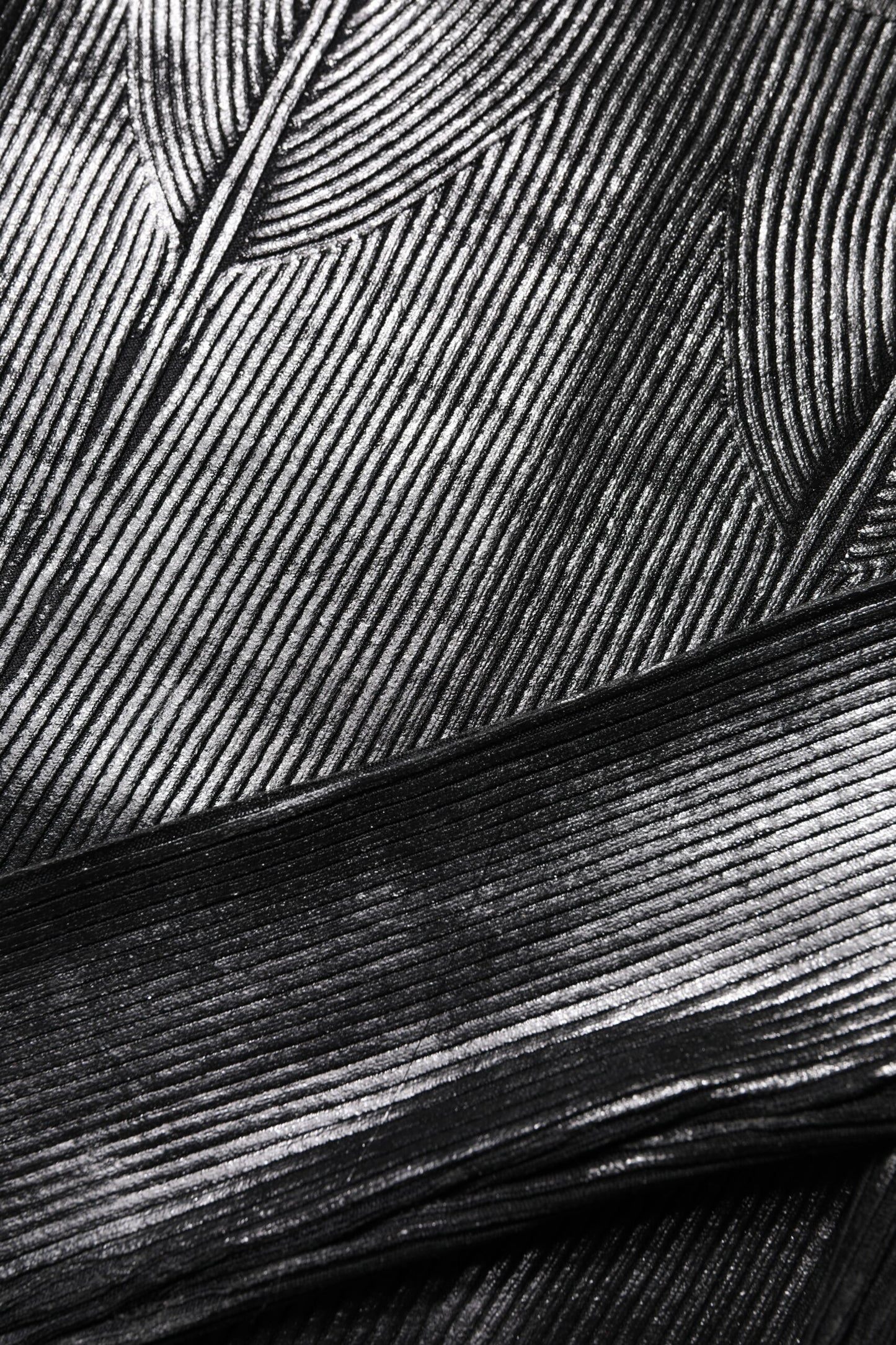 بلوزة دولتشي آند غابانا سوداء بأكمام طويلة من الفيسكوز