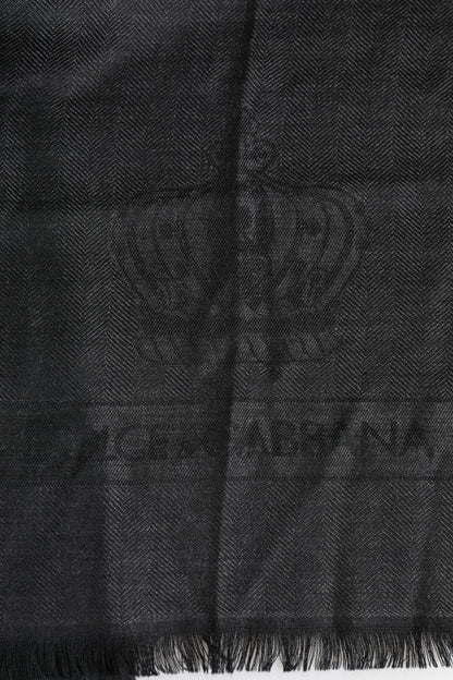 وشاح تدفئة الرقبة من الكشمير الرمادي الداكن بشراشيب من دولتشي آند غابانا