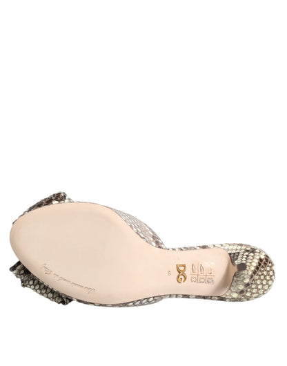 حذاء دولتشي آند غابانا متعدد الألوان من الجلد بفيونكة كيرا ومقدمة مفتوحة