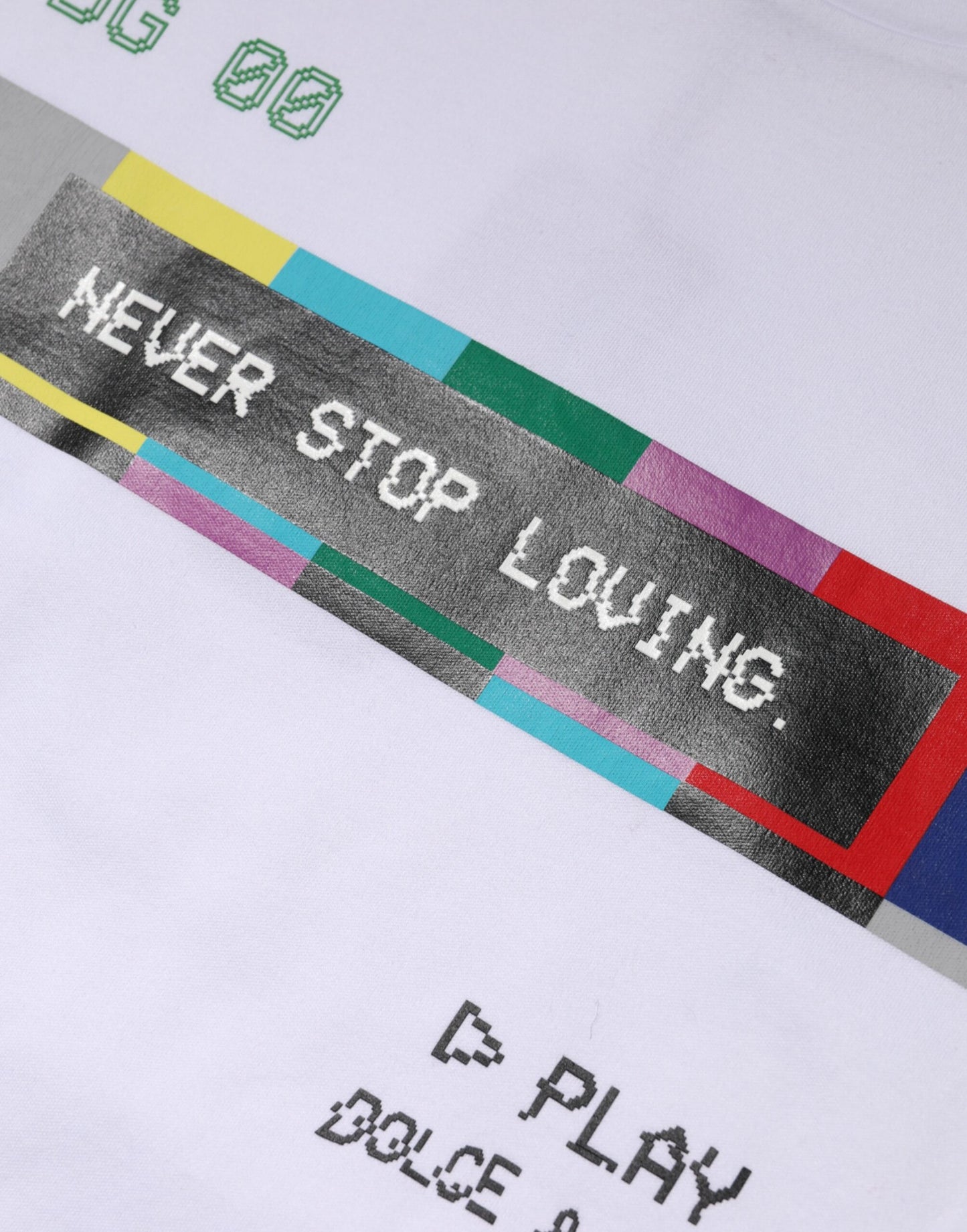 تي شيرت دولتشي آند غابانا أبيض قطني مطبوع بأكمام قصيرة 