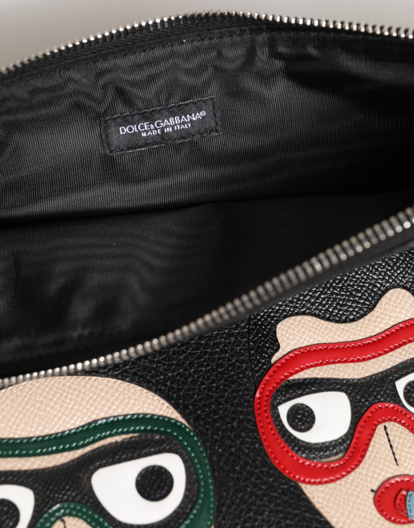 حقيبة كلاتش رجالية من دولتشي آند غابانا، مصنوعة من الجلد الأسود، #DGFAMILY