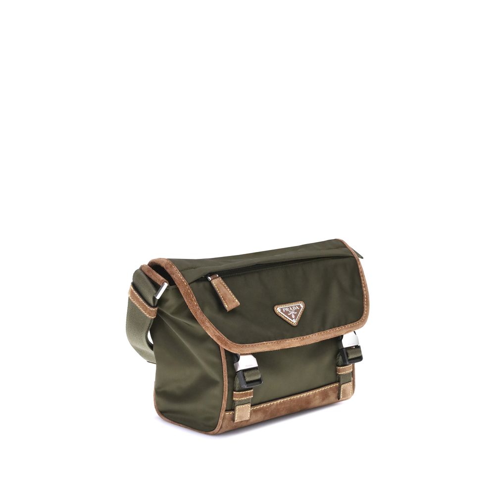 حقيبة كتف برادا من البولي أميد المُعاد تدويره باللون الأخضر